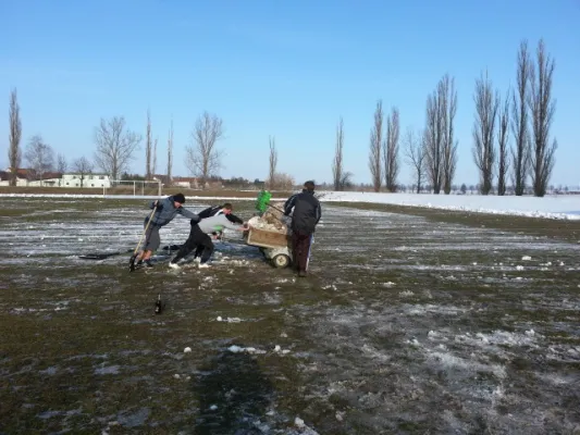 Sondertraining Schneeschieben